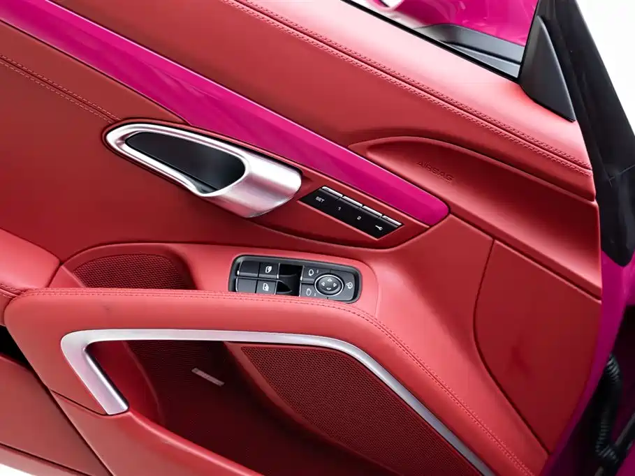 Porsche 718 2024 — фото 17