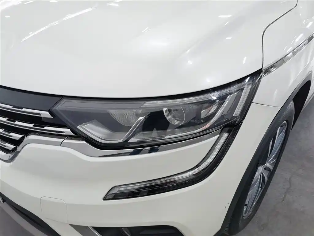 Renault Koleos 2017 — фото 7