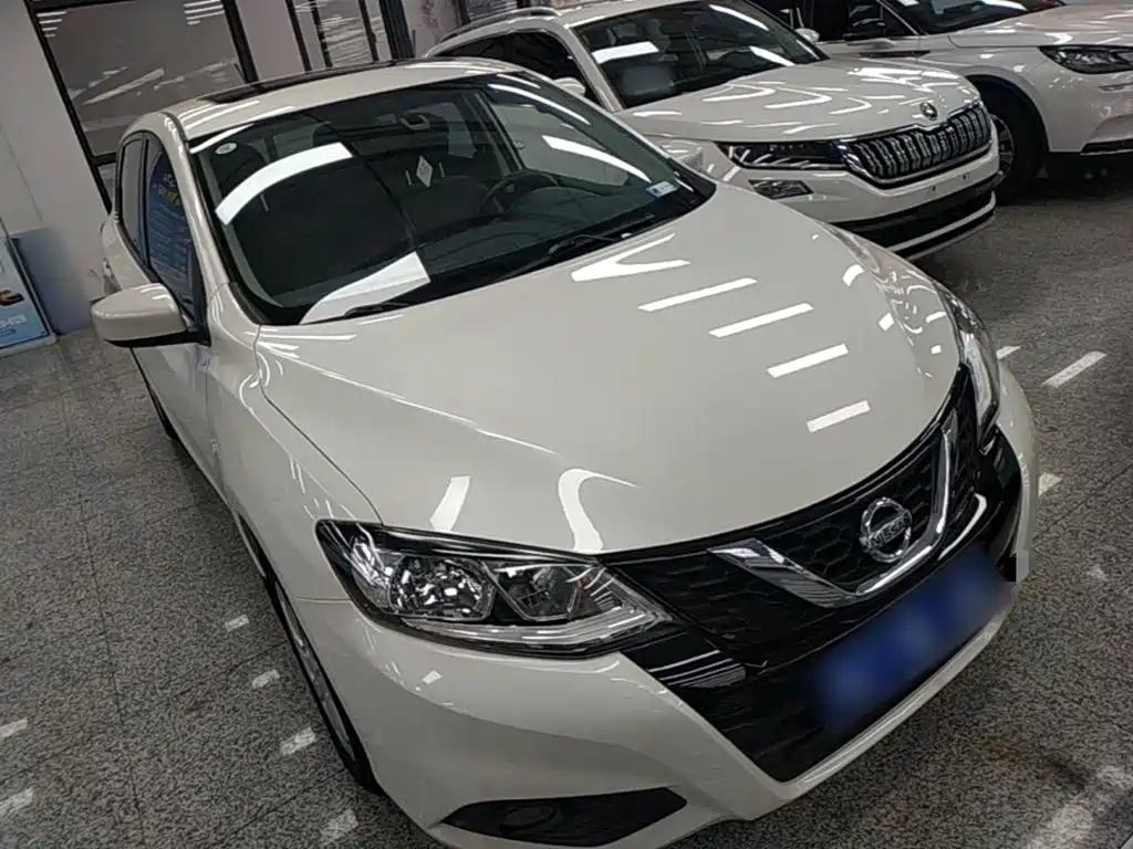Nissan Tiida 2019