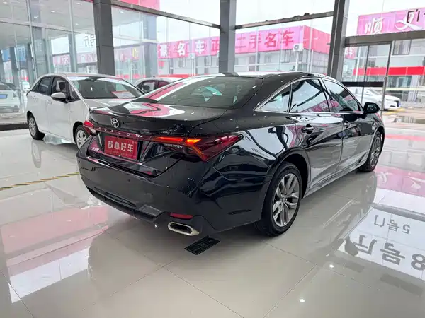 Toyota Avalon 2022