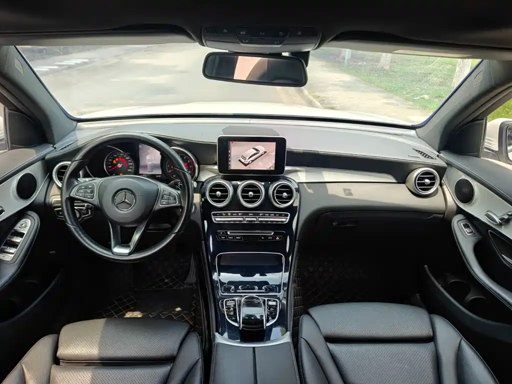 Mercedes-Benz GLC 2019 — фото 15