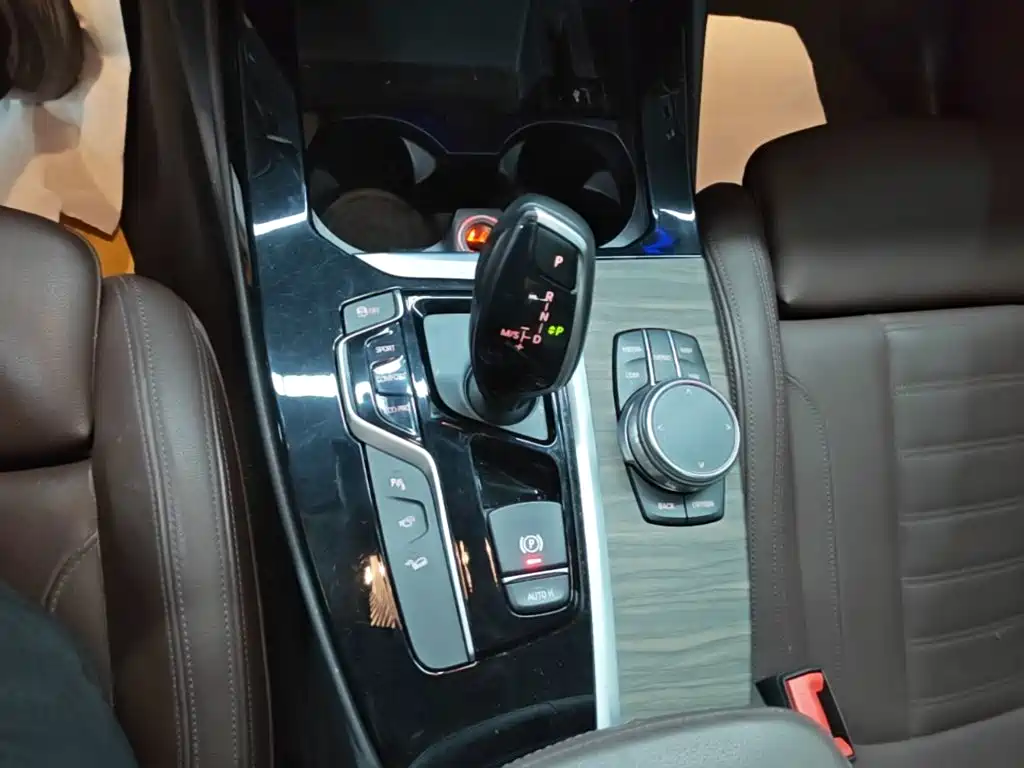 BMW X3 2018 — фото 14
