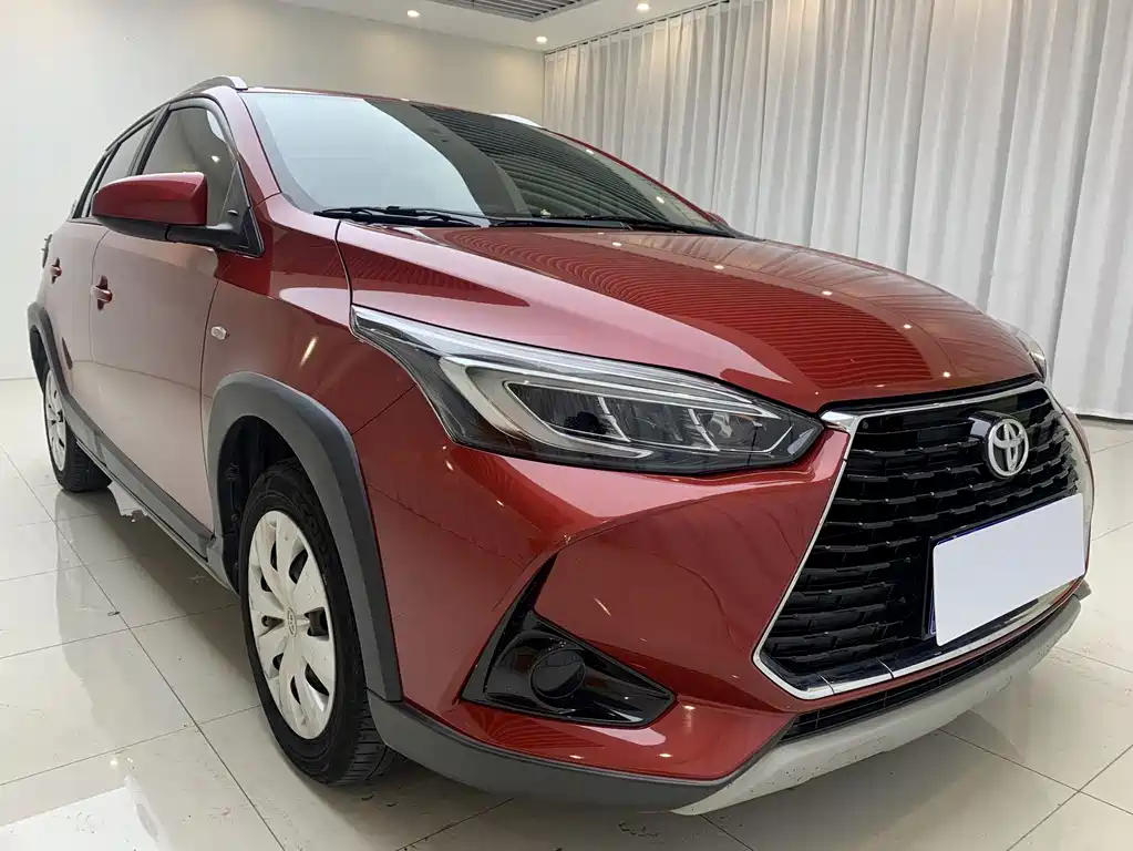 Toyota Yaris L 2022