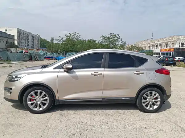Geely Emgrand GS 2016