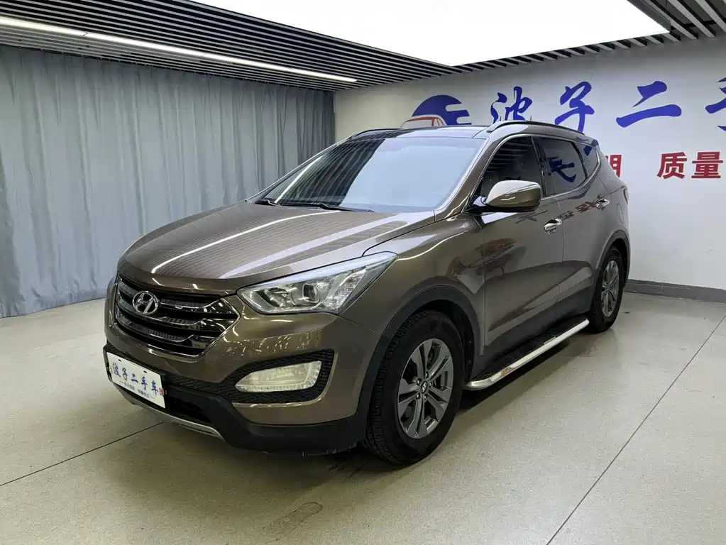 Hyundai Santa Fe 2015 — фото 1