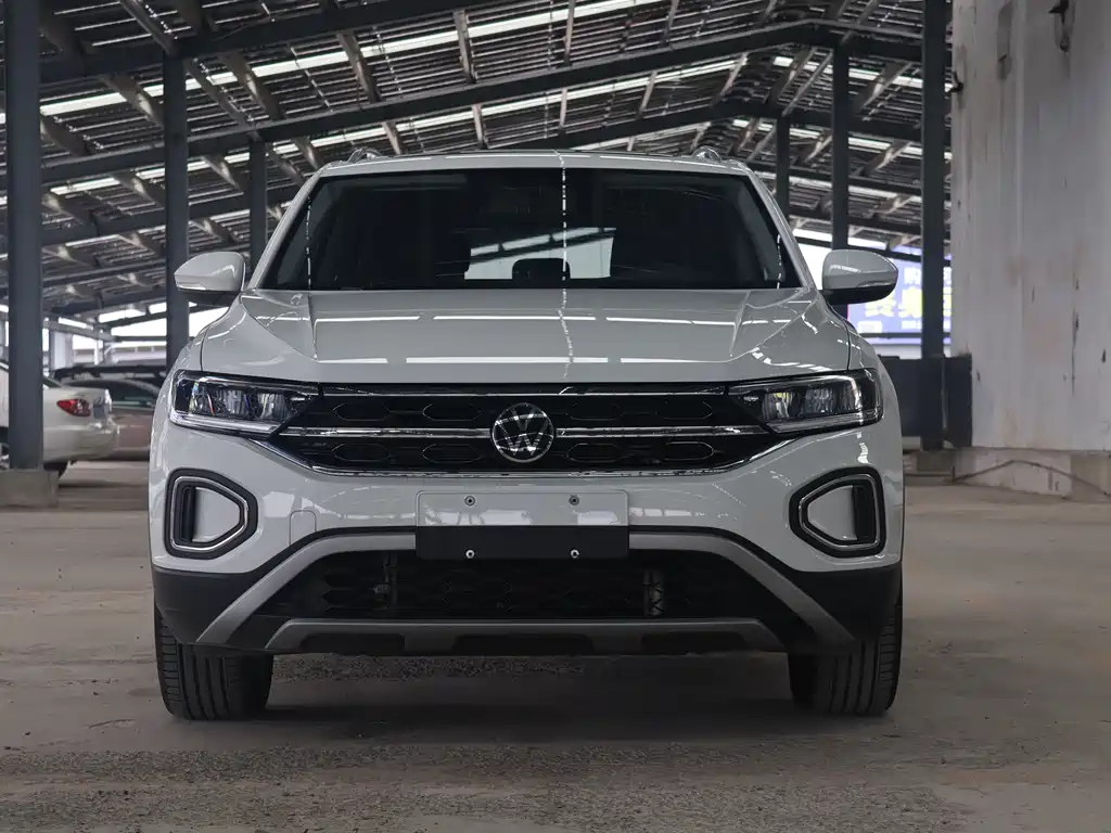 Volkswagen T-Roc 2023