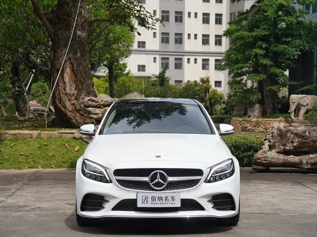 Mercedes-Benz C-Class 2021