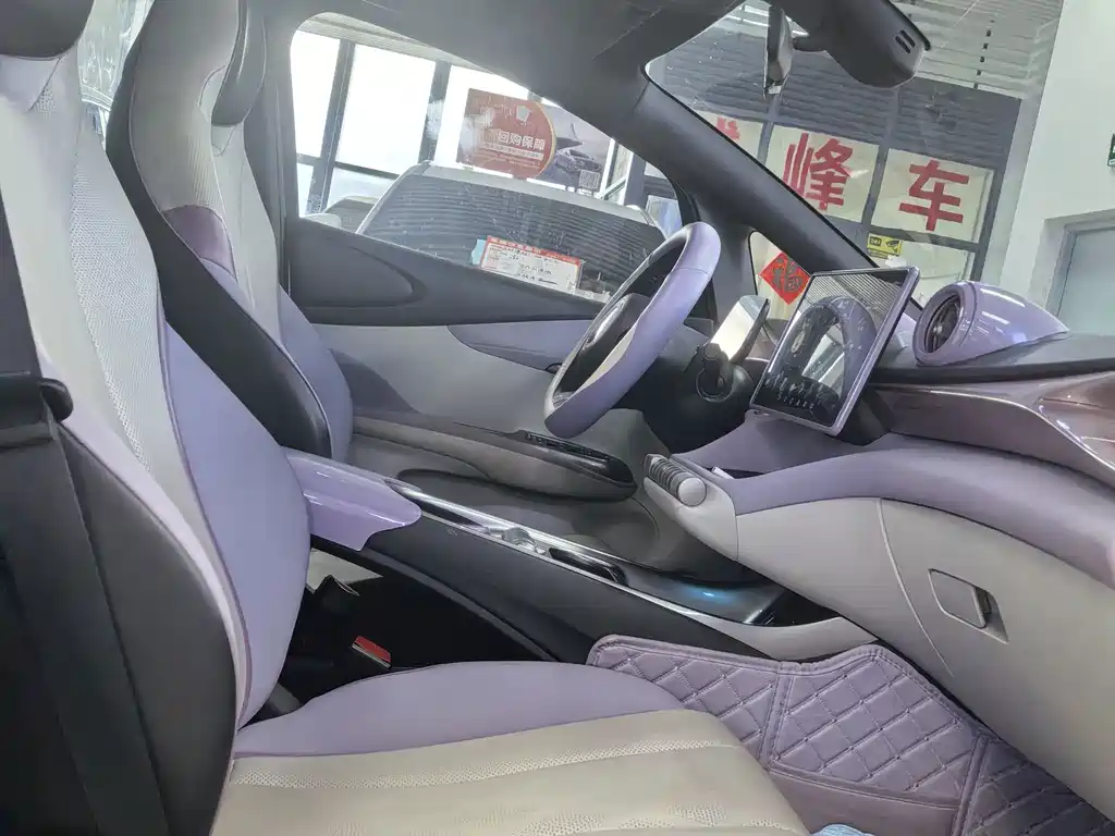 BYD Dolphin 2024