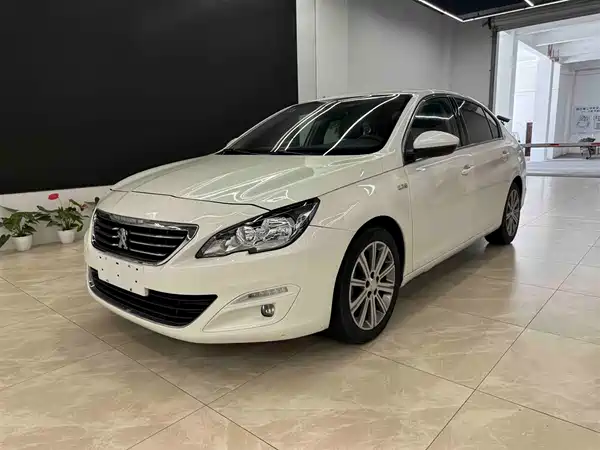 Peugeot 408 2016