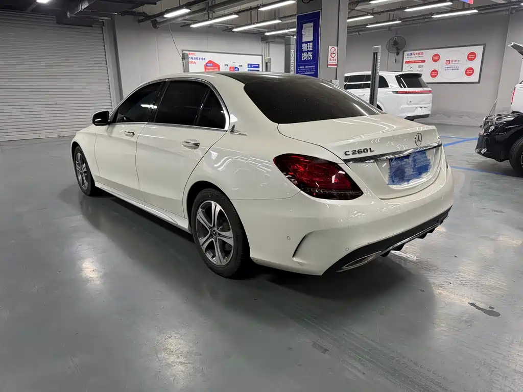 Mercedes-Benz C-Class 2019