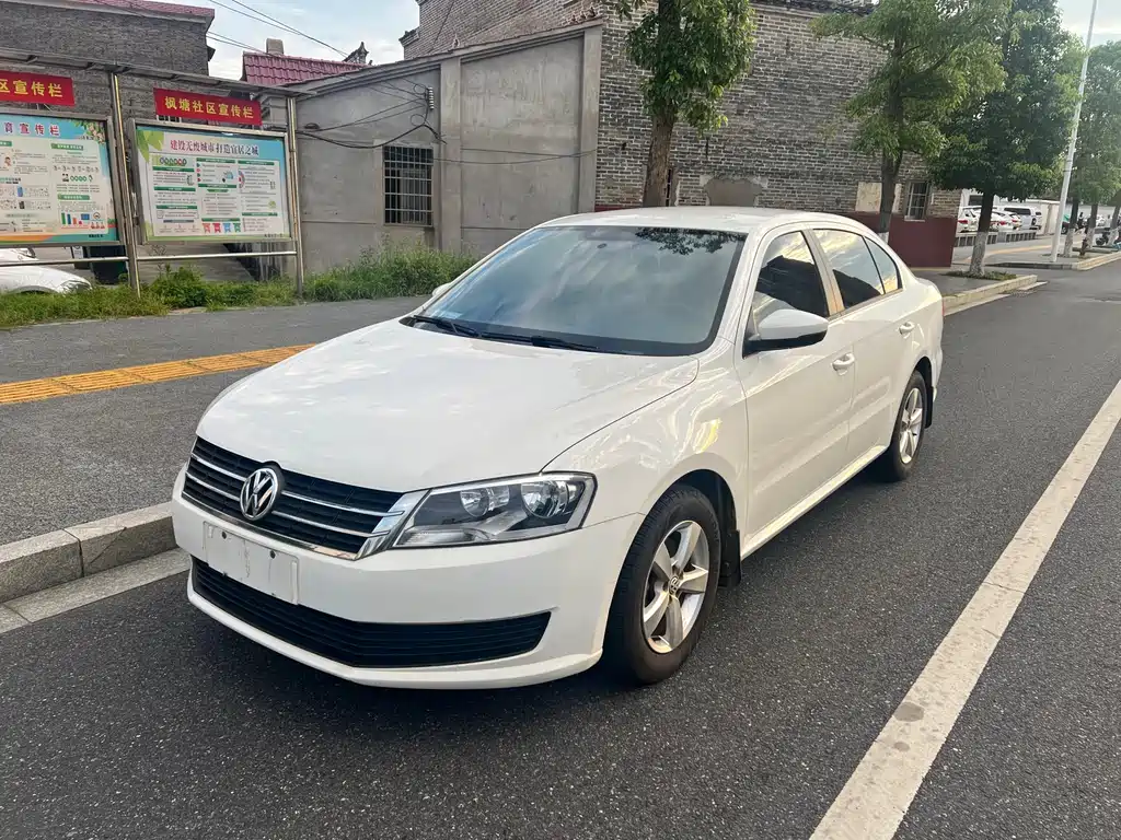 Volkswagen Lavida 2014