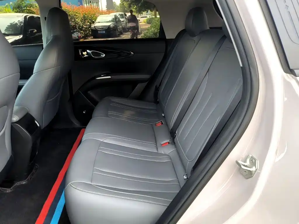 Geely Galaxy Starwish 2026 — фото 17