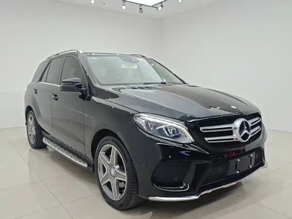 Mercedes-Benz GLE 2016