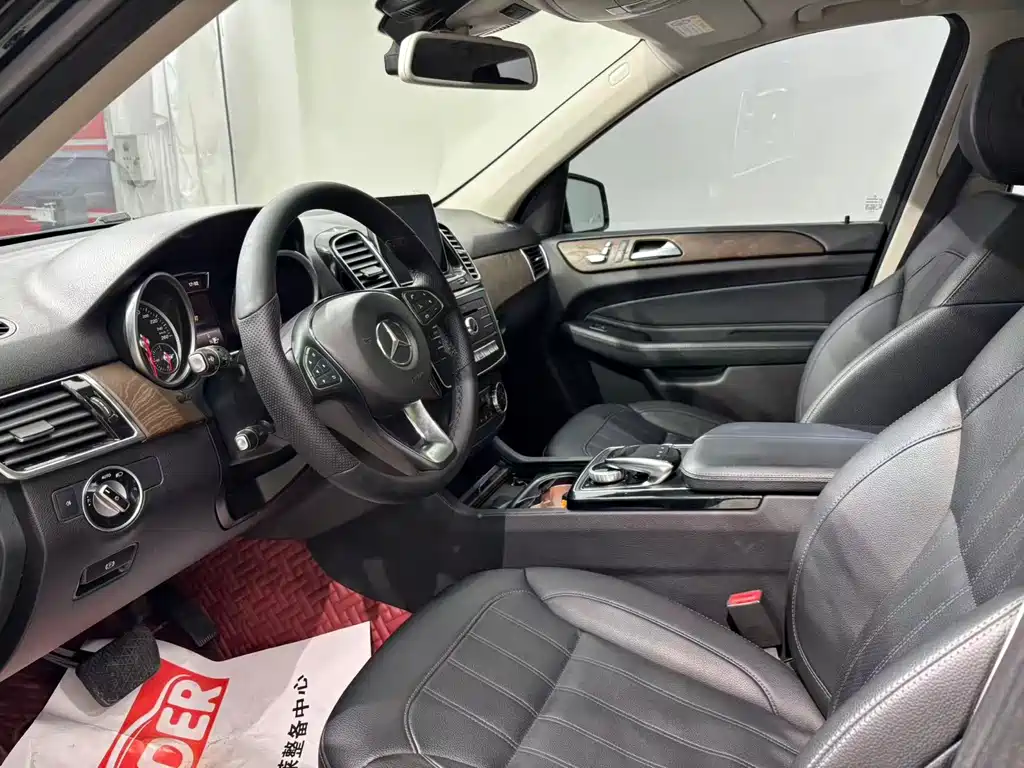 Mercedes-Benz GLE 2016