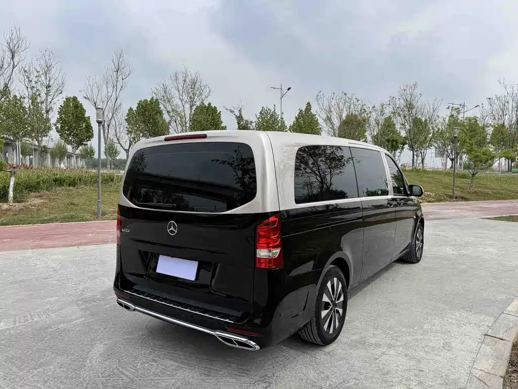Mercedes-Benz Vito 2022 — фото 7