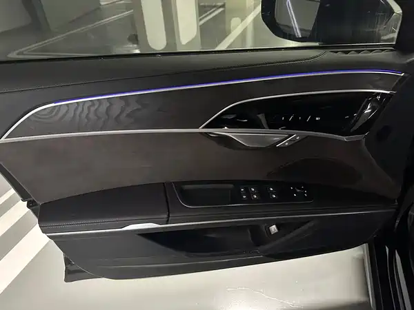 Audi A8 2023