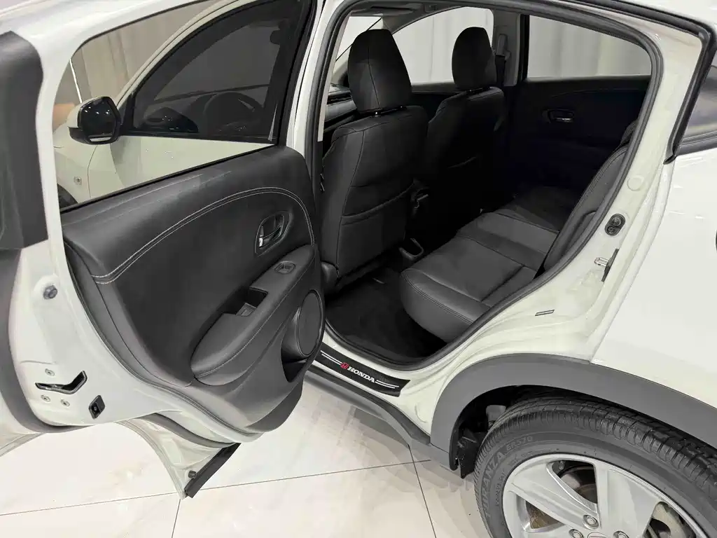 Honda Vezel 2021 — фото 17