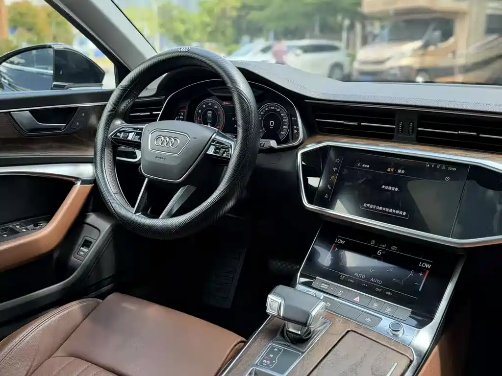 Audi A6L 2020