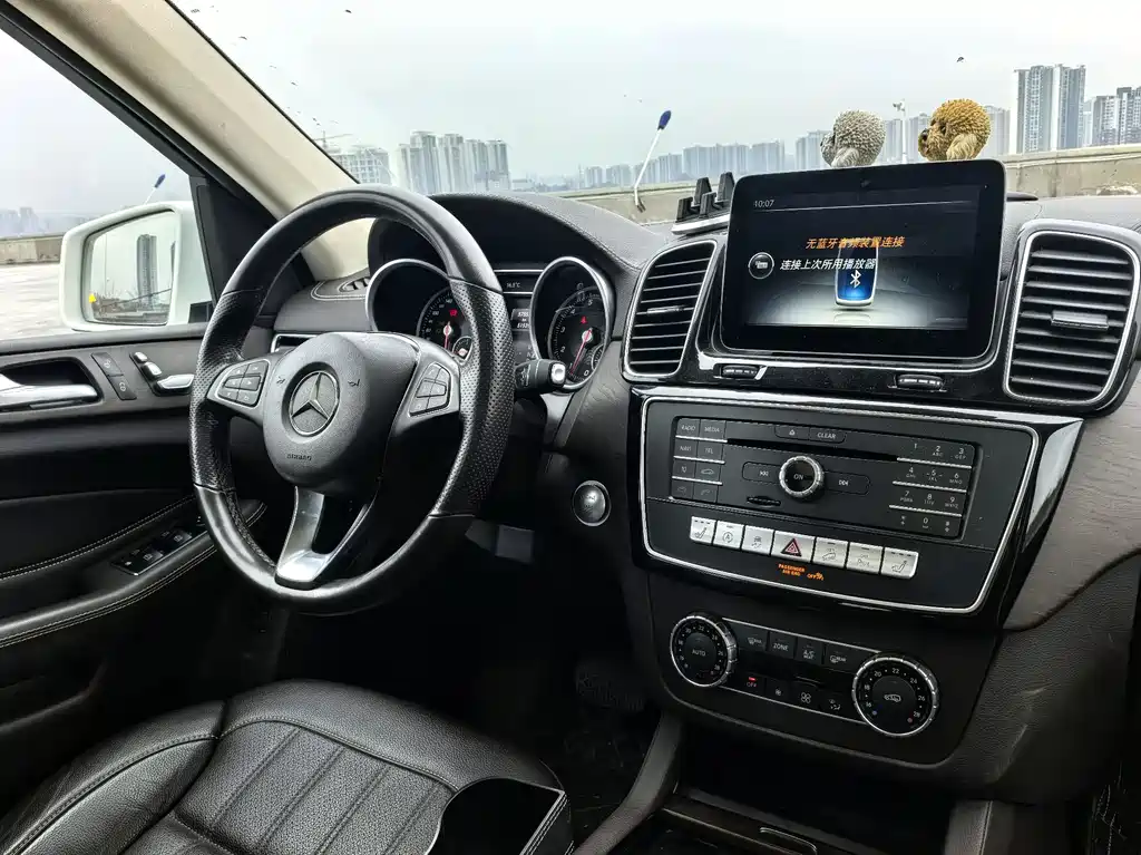 Mercedes-Benz GLE 2017 — фото 8