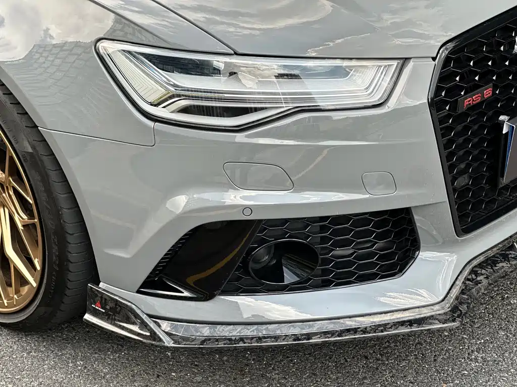 Audi RS 6 2017 — фото 26