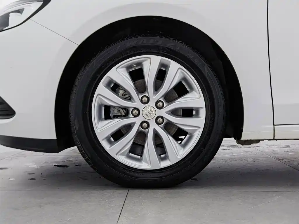 Buick Excelle GT 2021 — фото 17
