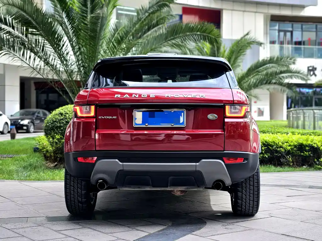 Land Rover Evoque 2017 — фото 10