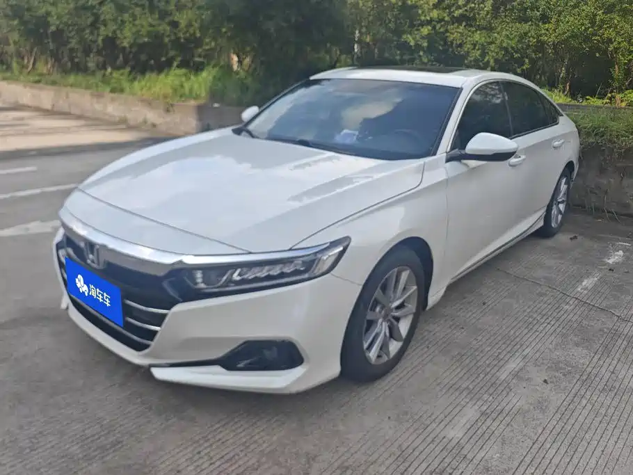 Honda Accord 2022 — фото 1