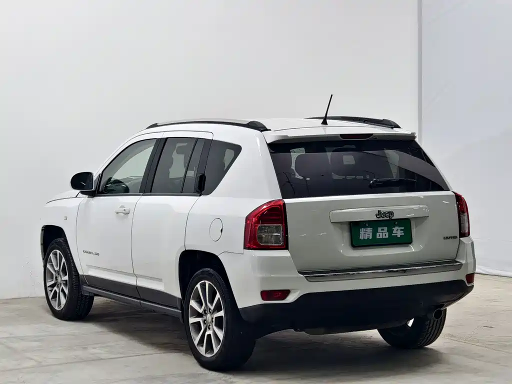 Jeep Compass 2013 — фото 6