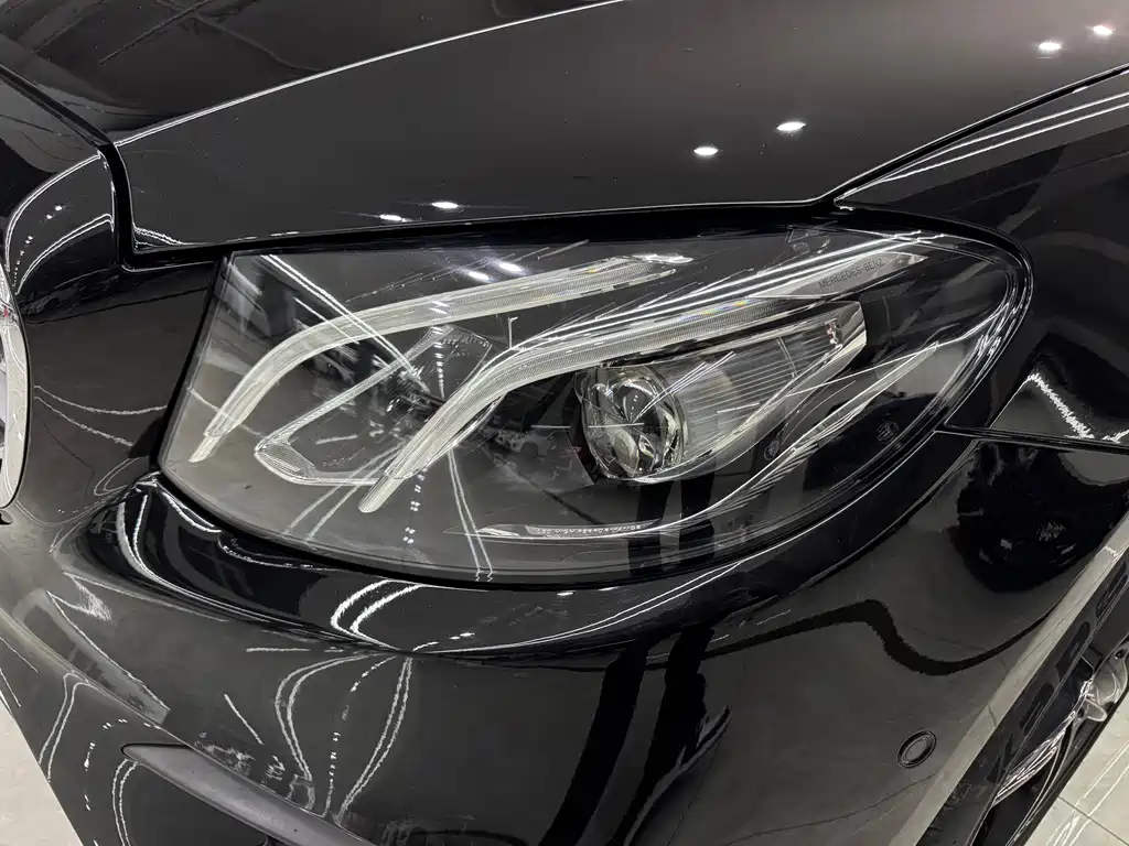 Mercedes-Benz E-Class 2020 — фото 21