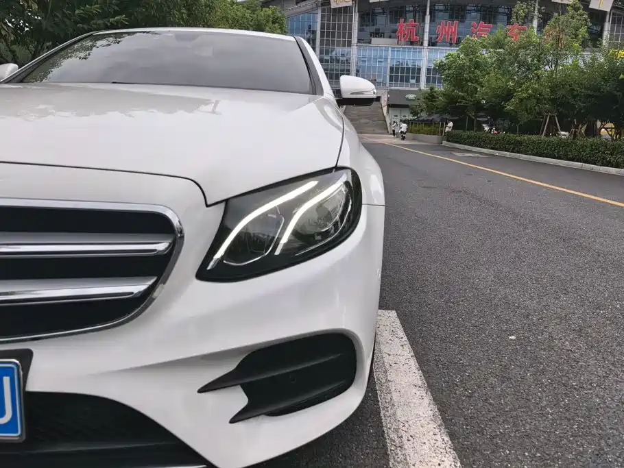 Mercedes-Benz E-Class 2019
