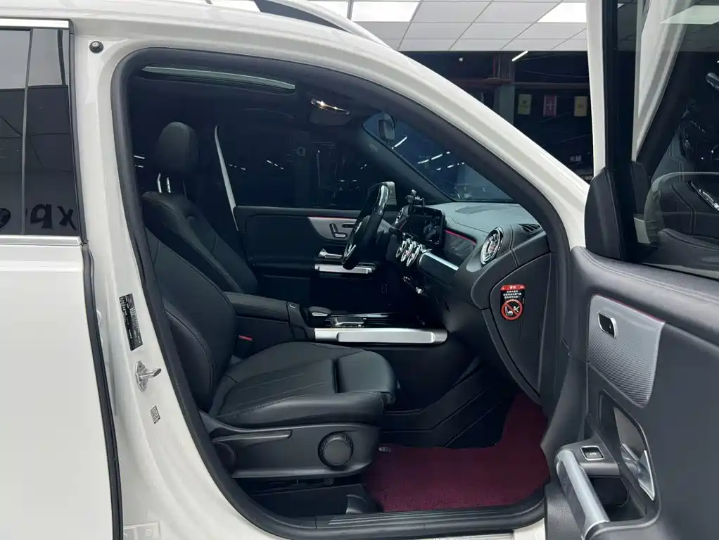 Mercedes-Benz GLB 2022 — фото 14