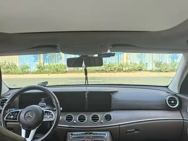Mercedes-Benz E-Class 2020