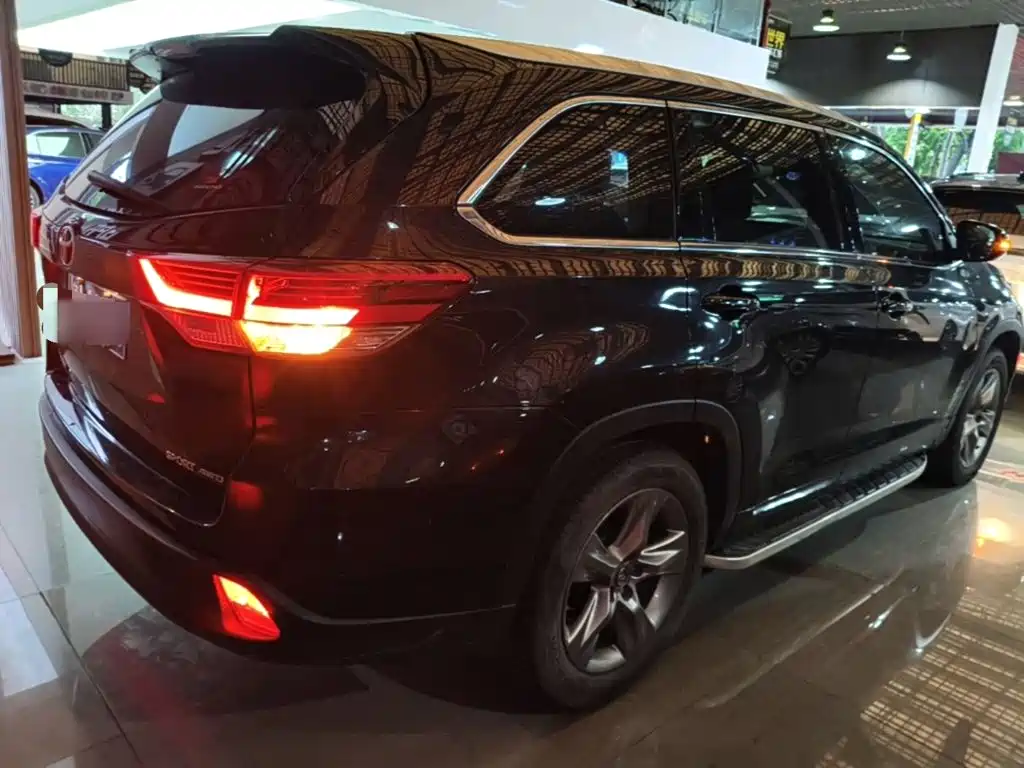 Toyota Highlander 2019 — фото 5