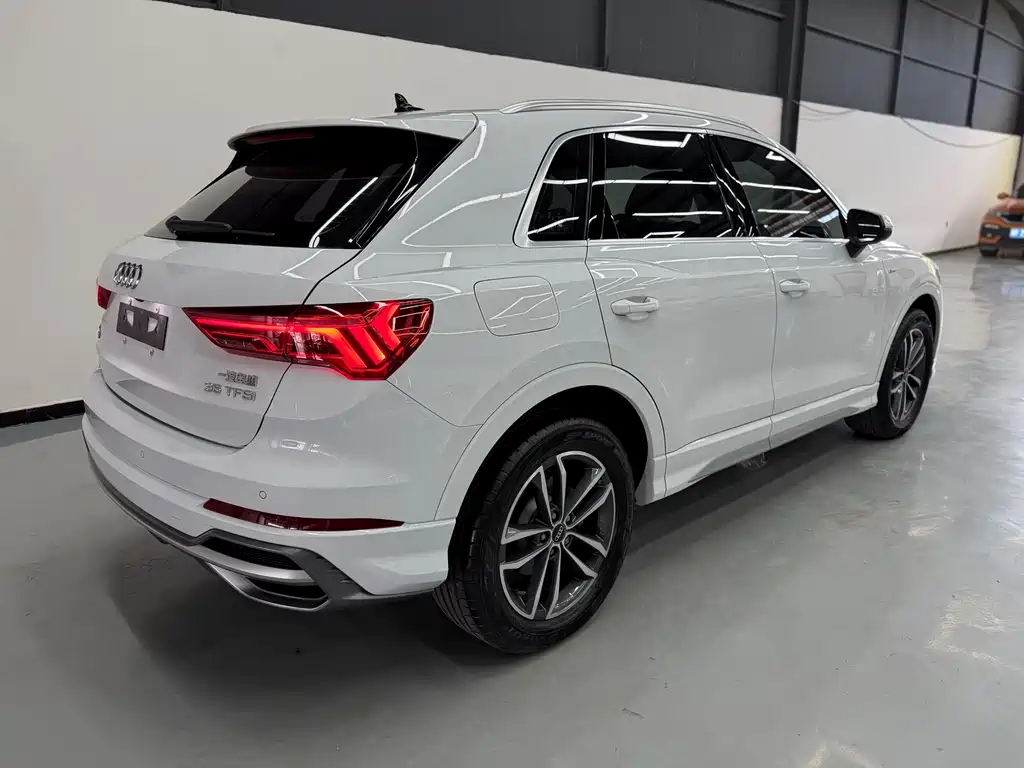 Audi Q3 2022