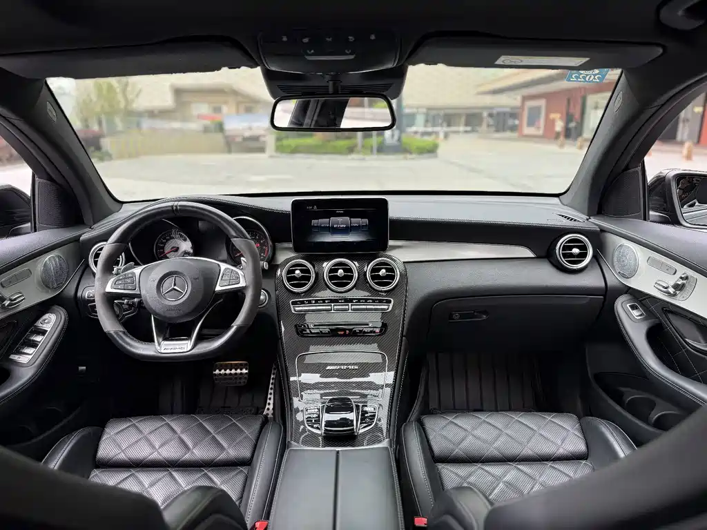 Mercedes-Benz GLC Coupe AMG 2020 — фото 11