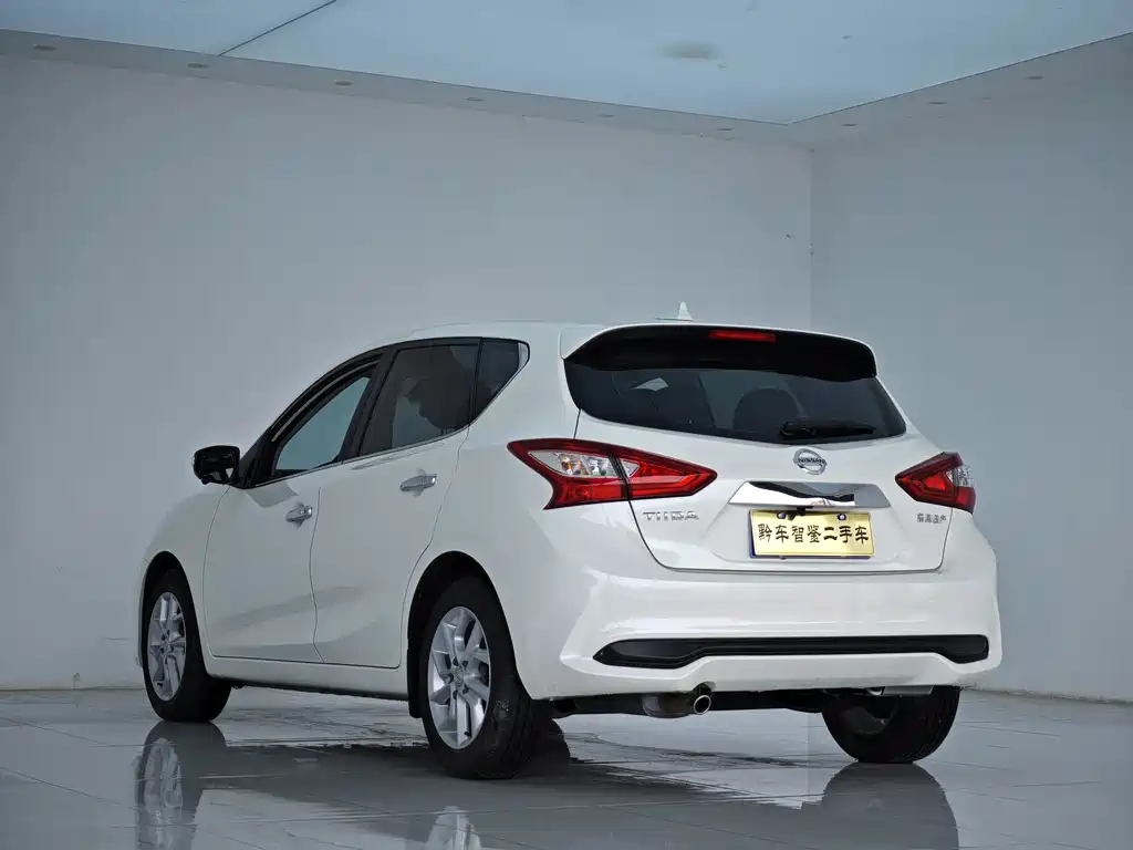 Nissan Tiida 2024