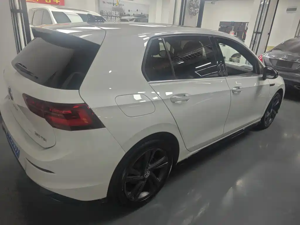 Volkswagen Golf 2023
