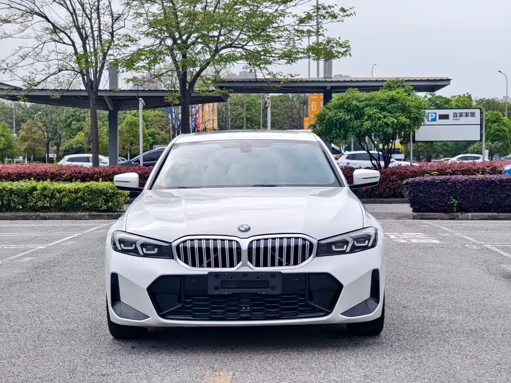 BMW 3 Series 2023