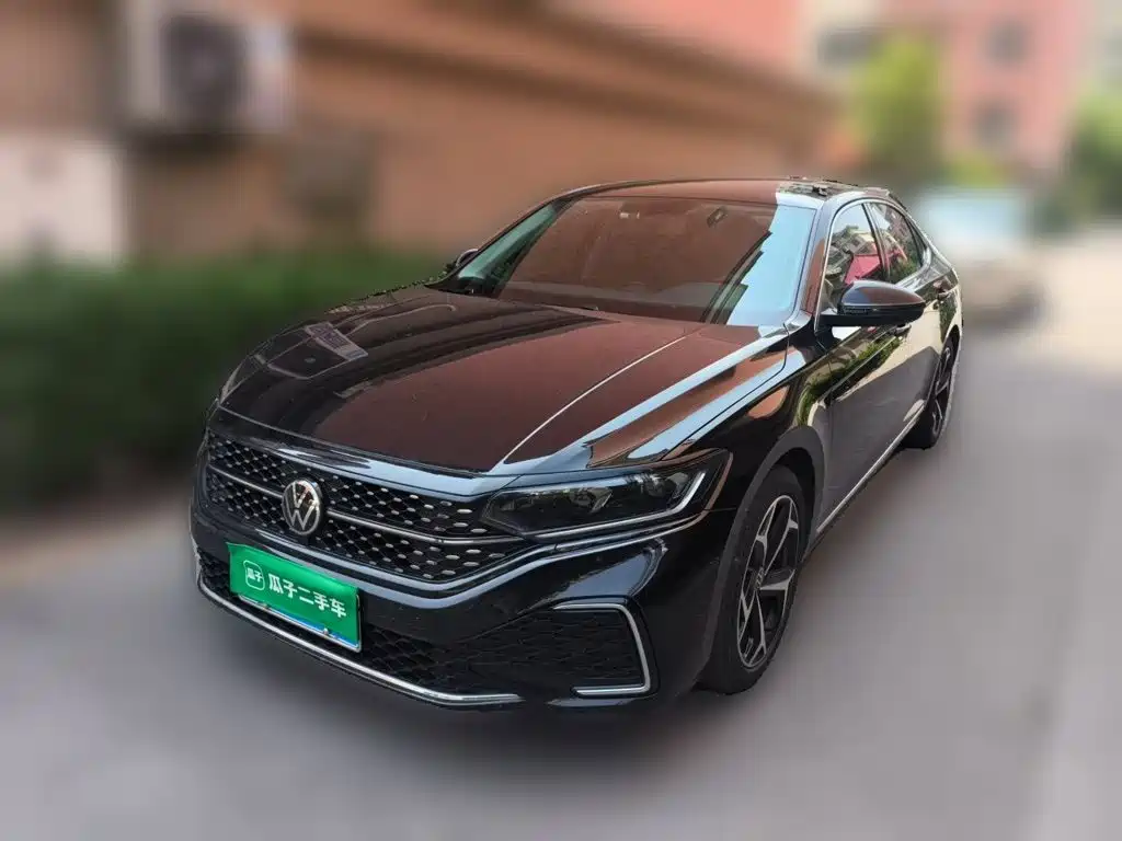 Volkswagen Passat 2023