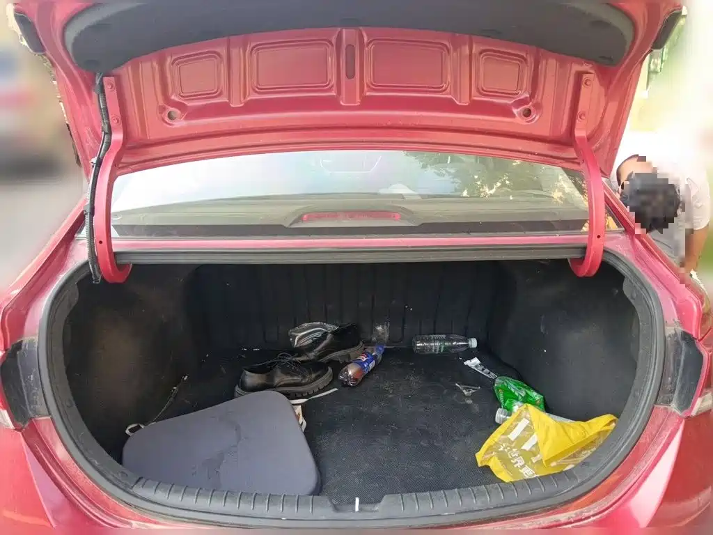 Hyundai Verna 2017 — фото 10
