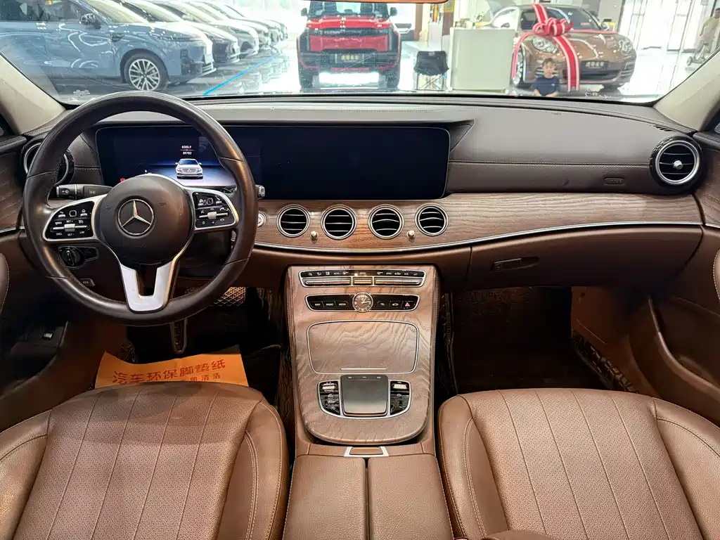 Mercedes-Benz E-Class 2020 — фото 6
