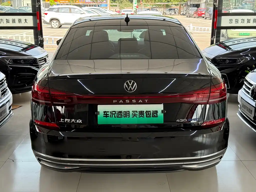 Volkswagen Passat Plug-In Hybrid 2022 — фото 12