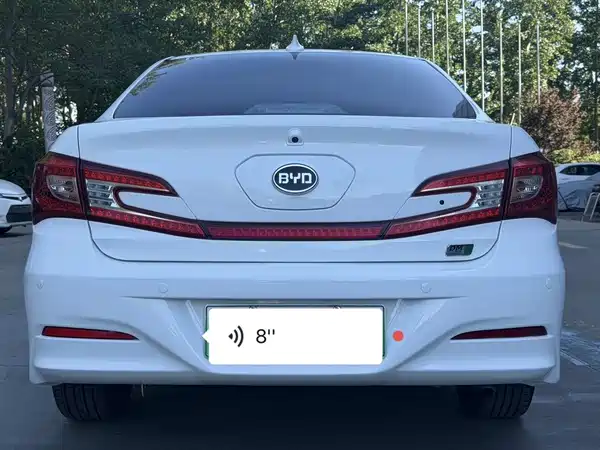 BYD Qin NEV 2015