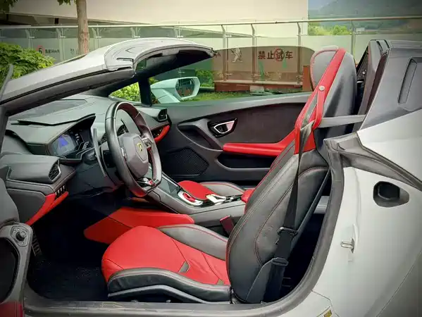 Lamborghini Huracan 2020