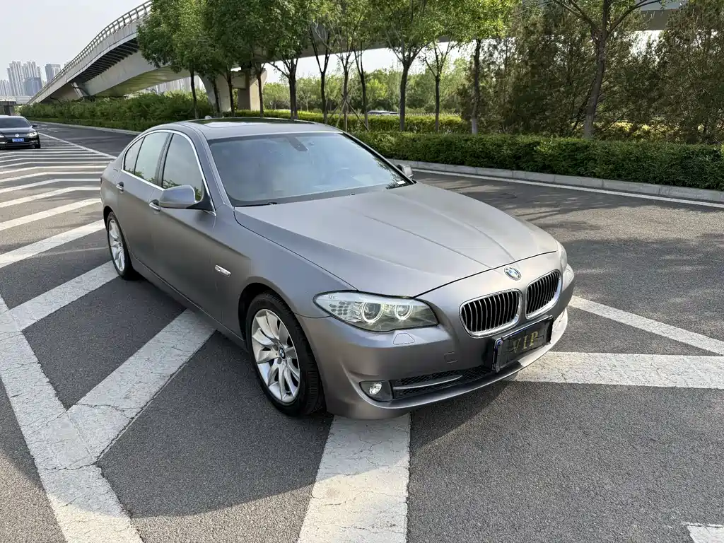 BMW 5 Series 2012 — фото 3