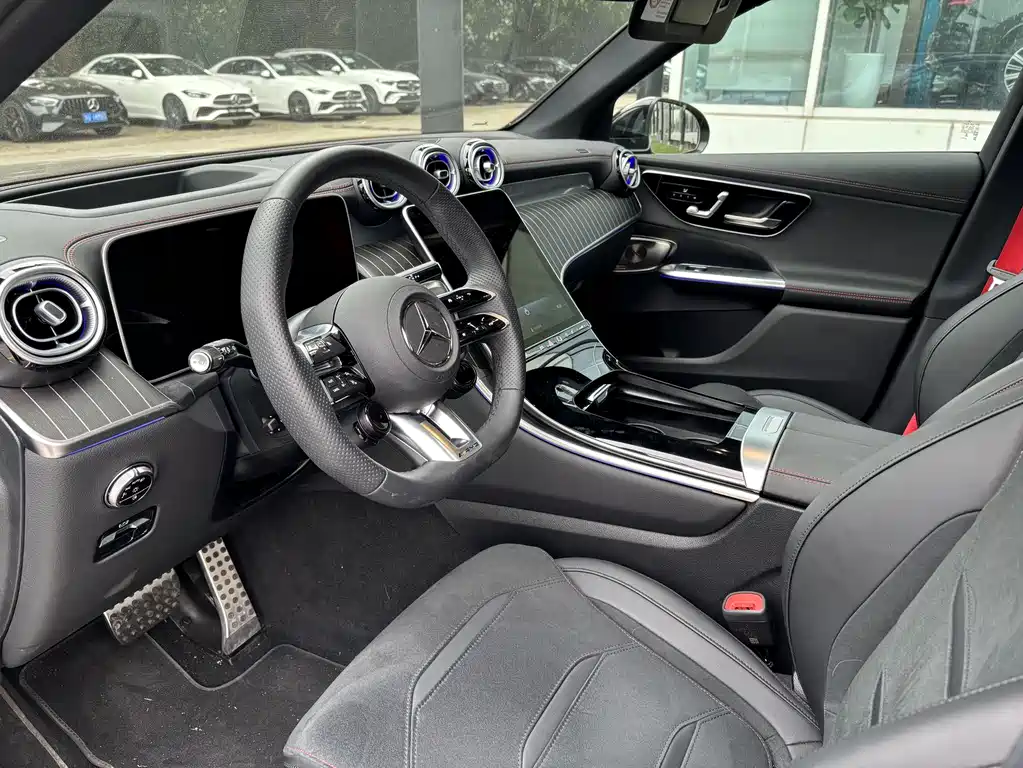 Mercedes-Benz GLC AMG 2025 — фото 4