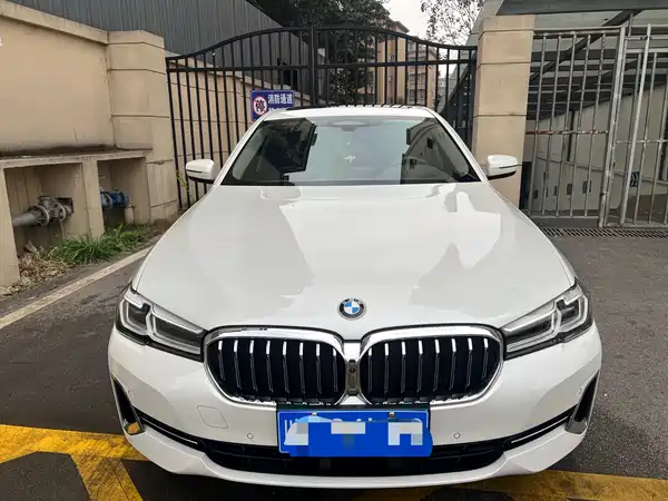 BMW 5 Series 2023
