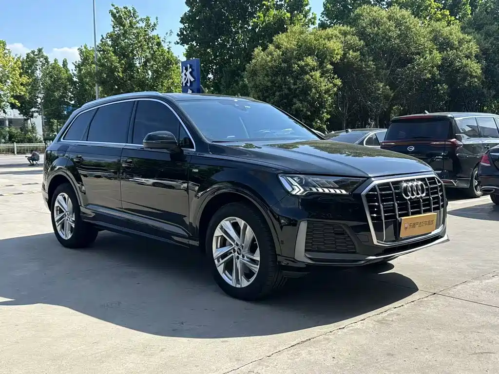 Audi Q7 2023