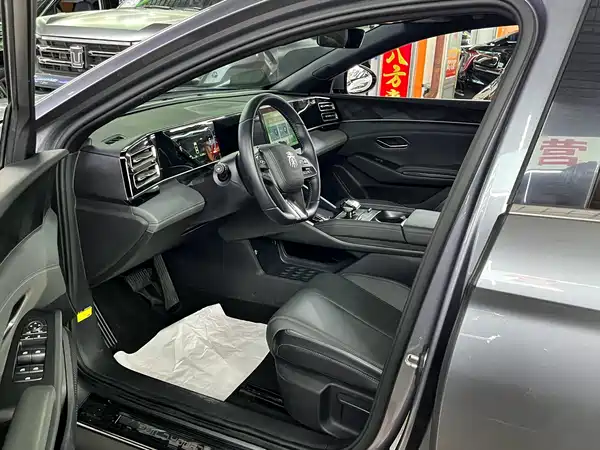 BYD Qin L 2025