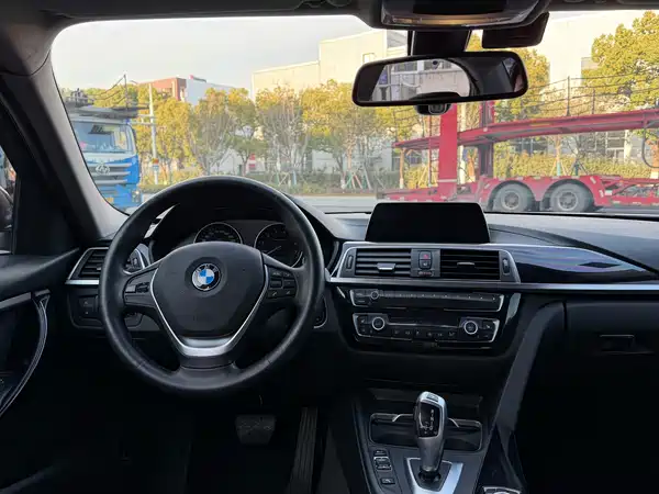 BMW 3 Series 2018